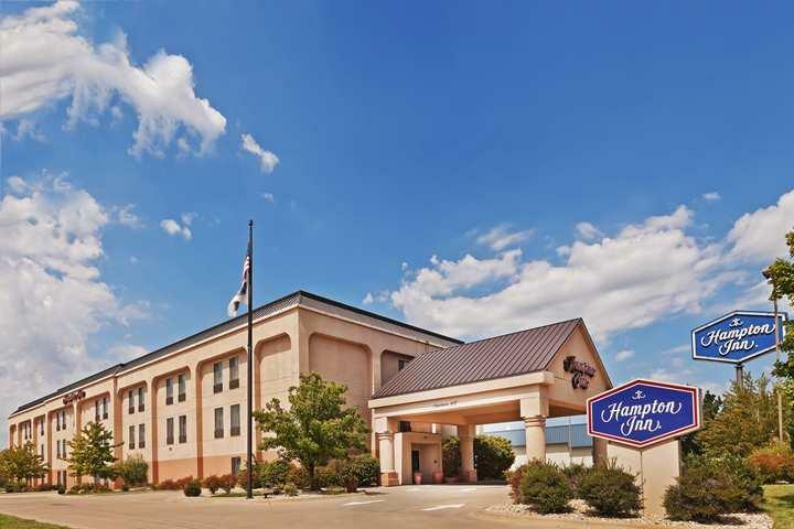 Hampton Inn Manhattan Exterior photo